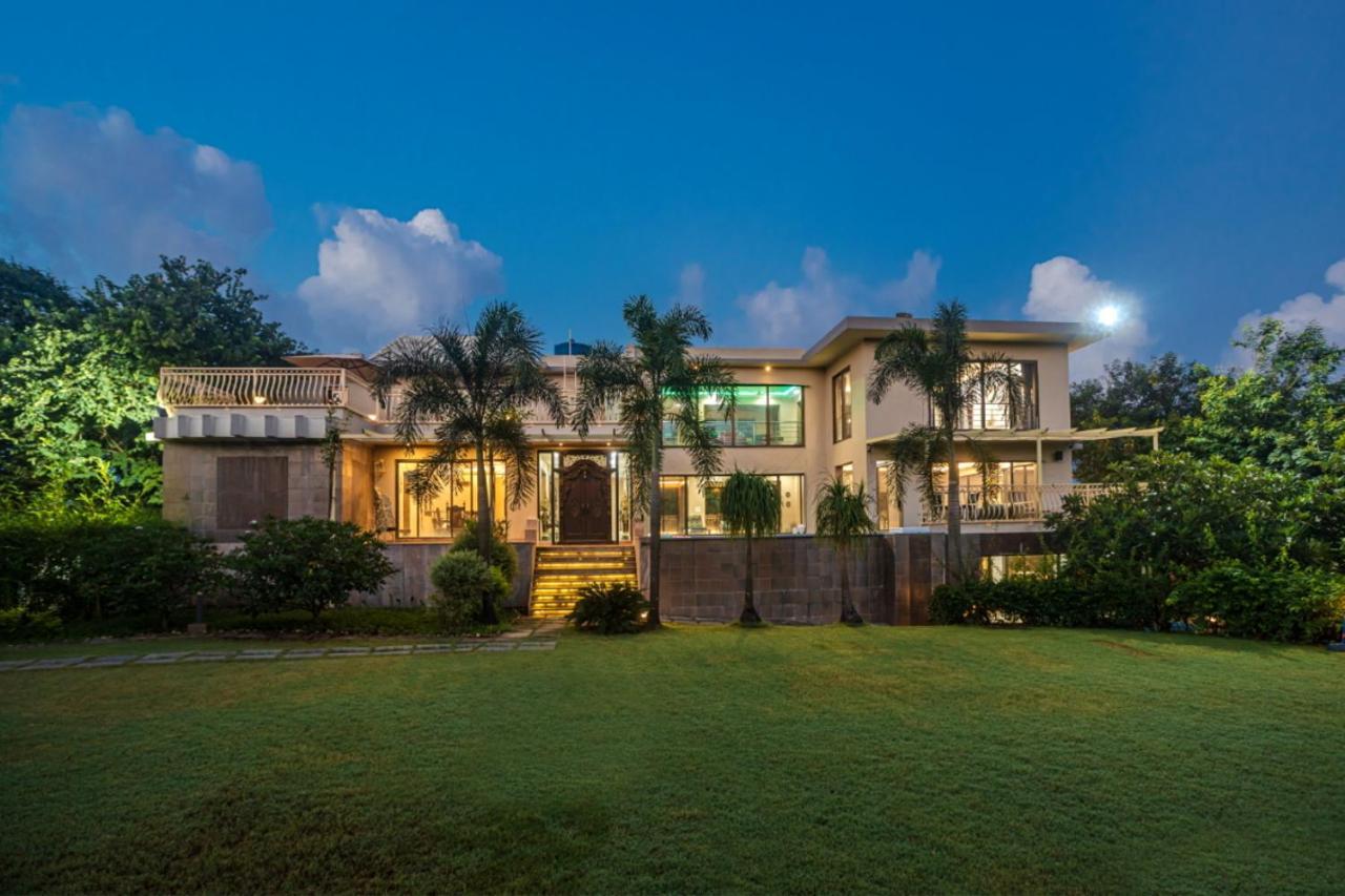 Saffronstays Aura, Alibaug - Luxury Pool Villa With A Game Room And Spacious Lawn Alibag Exterior photo