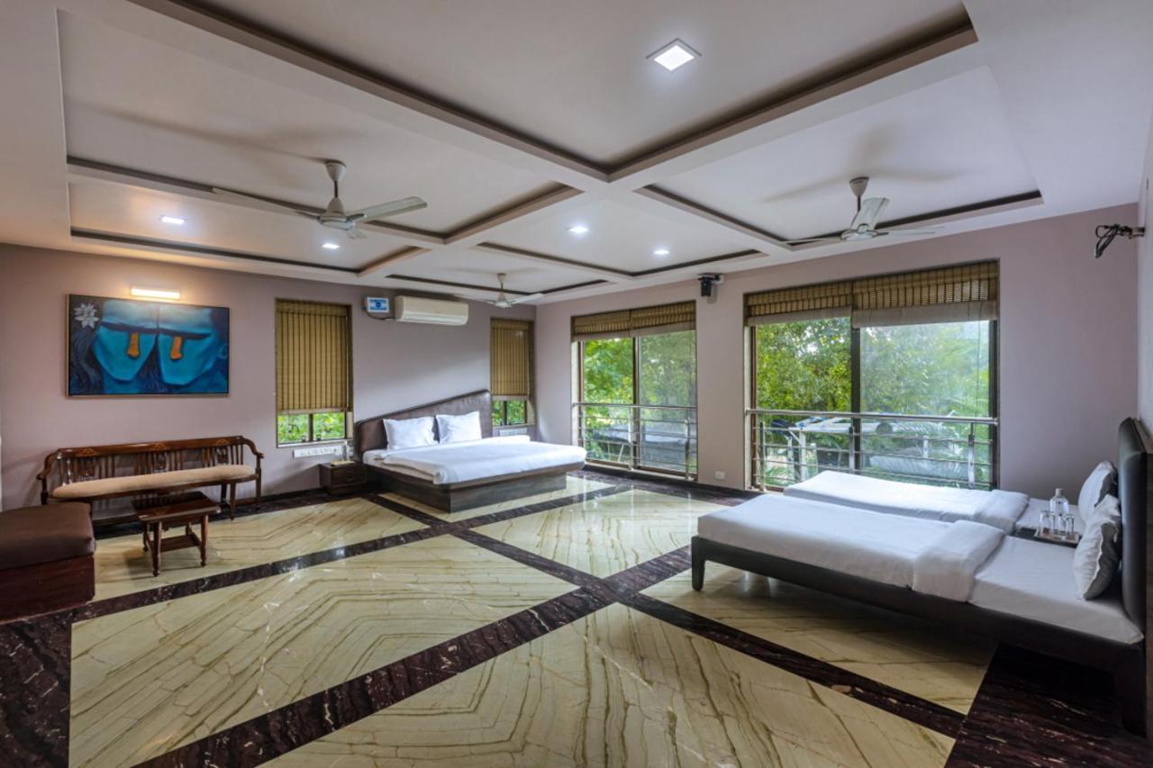Saffronstays Aura, Alibaug - Luxury Pool Villa With A Game Room And Spacious Lawn Alibag Exterior photo