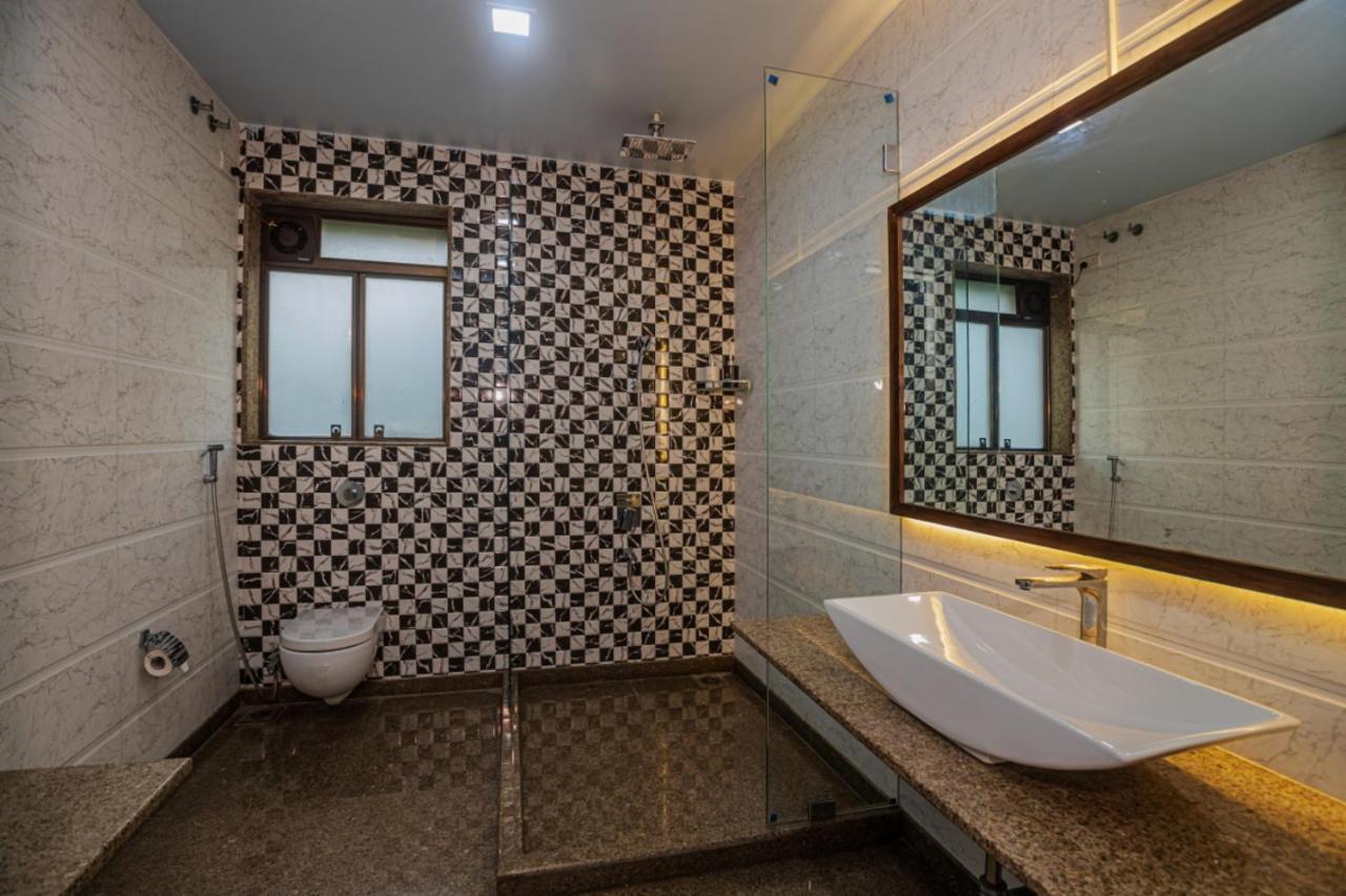 Saffronstays Aura, Alibaug - Luxury Pool Villa With A Game Room And Spacious Lawn Alibag Exterior photo